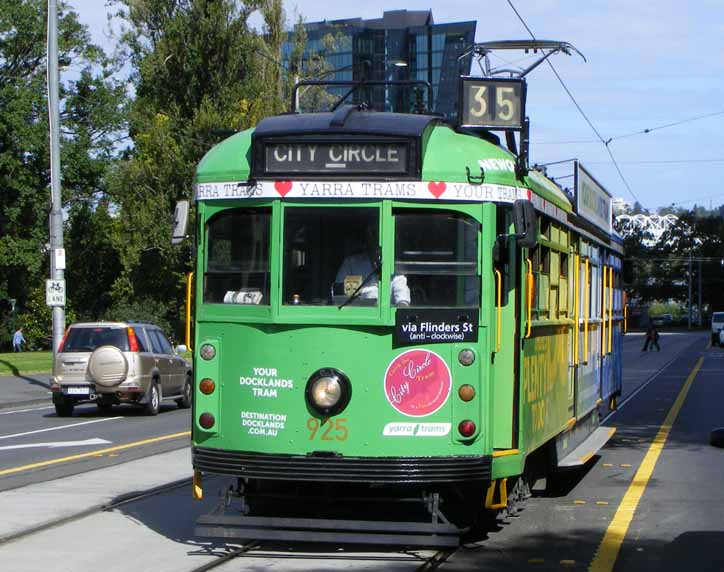 Yarra Trams W class Melbourne City Circle 925